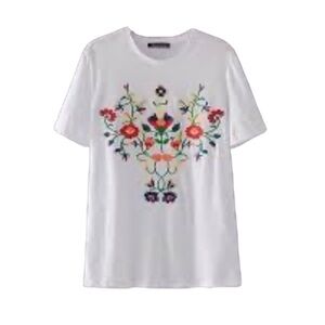 Zara embroidered white cotton bohemian style tee . Size S